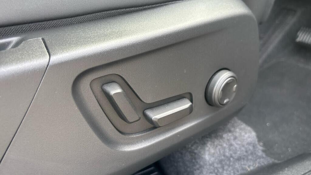 Used Volvo XC40 for sale - 76786683: Photo 9