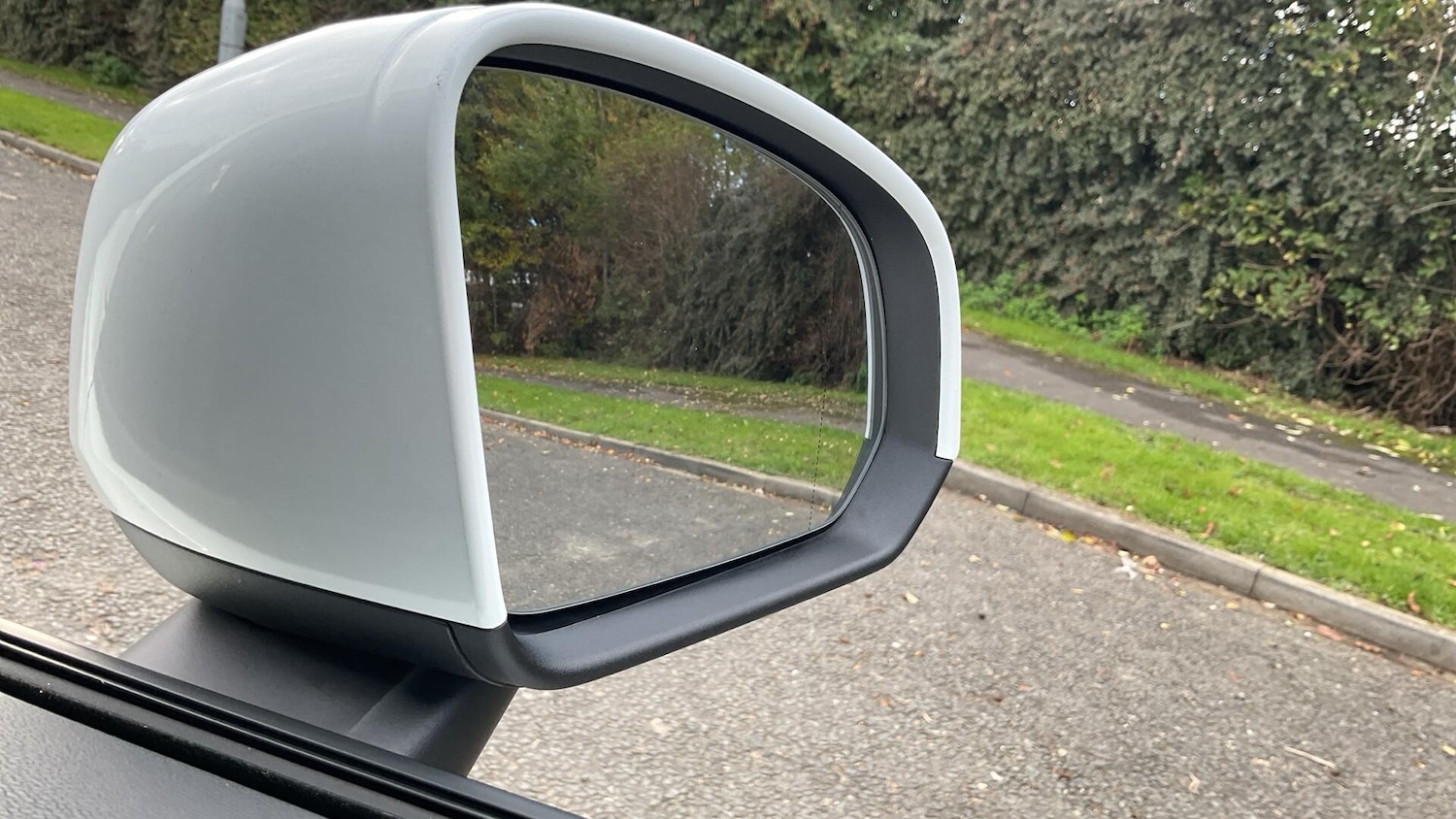 Used Volvo XC40 2025 for sale - 76336653: Photo 32