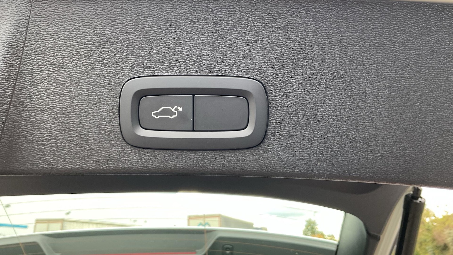 Used Volvo XC40 2025 for sale - 76336653: Photo 35
