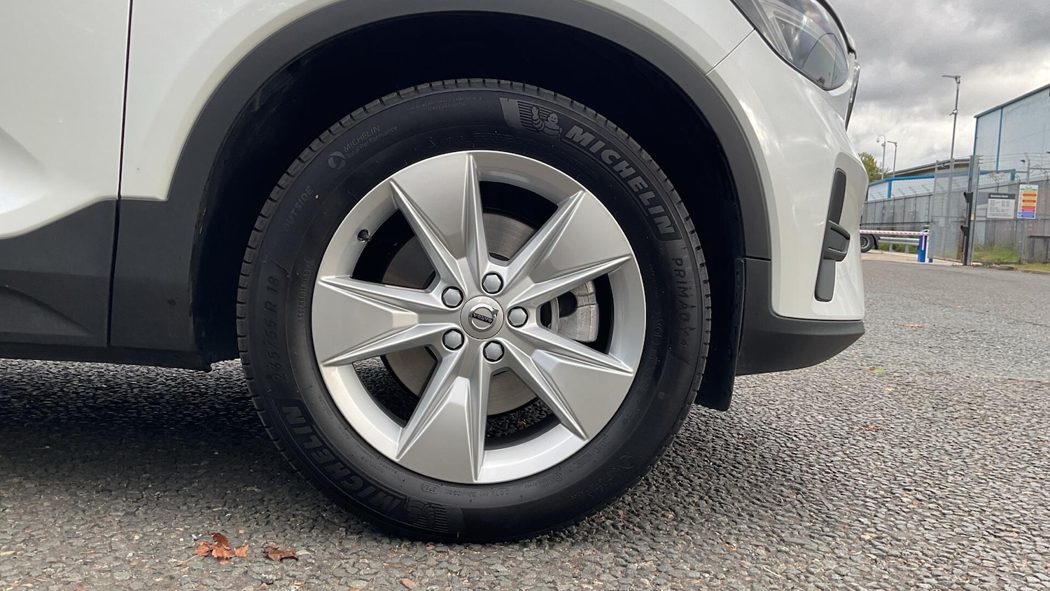 Used Volvo XC40 2025 for sale - 76336653: Photo 9