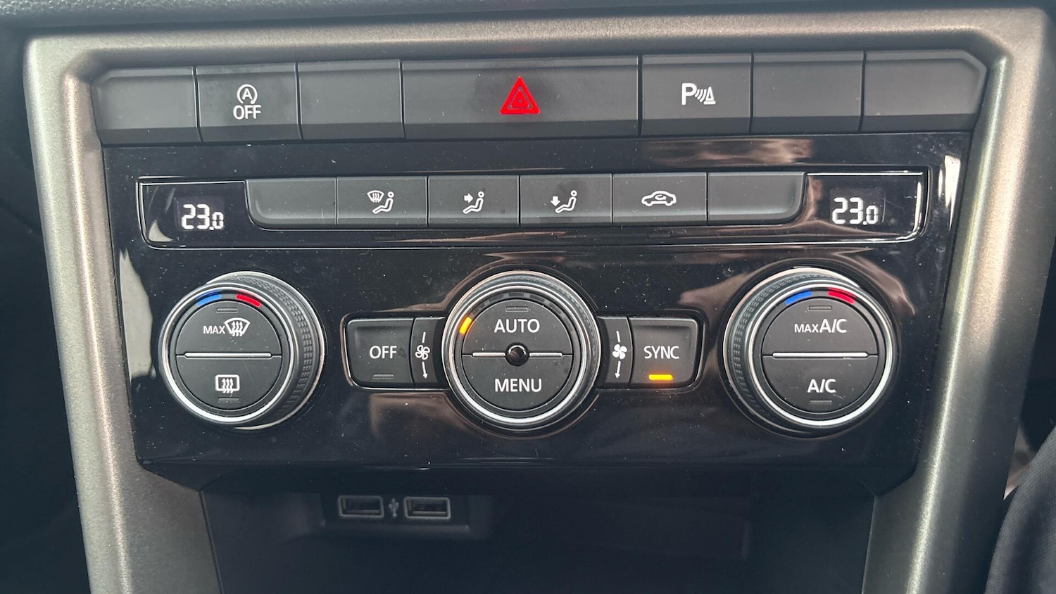 Used Volkswagen T-Roc 2020 for sale - 77425517: Photo 29