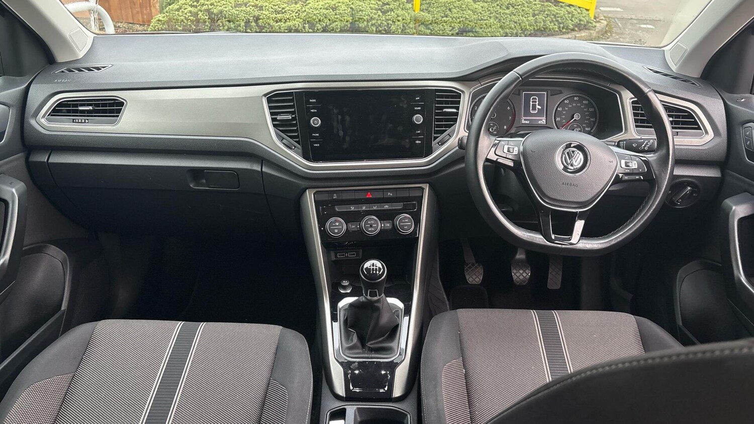 Used Volkswagen T-Roc 2020 for sale - 77425517: Photo 5