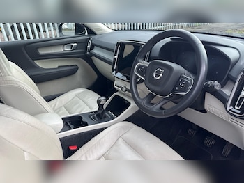 Used Volvo XC40 2022 for sale - 76377508: Photo
