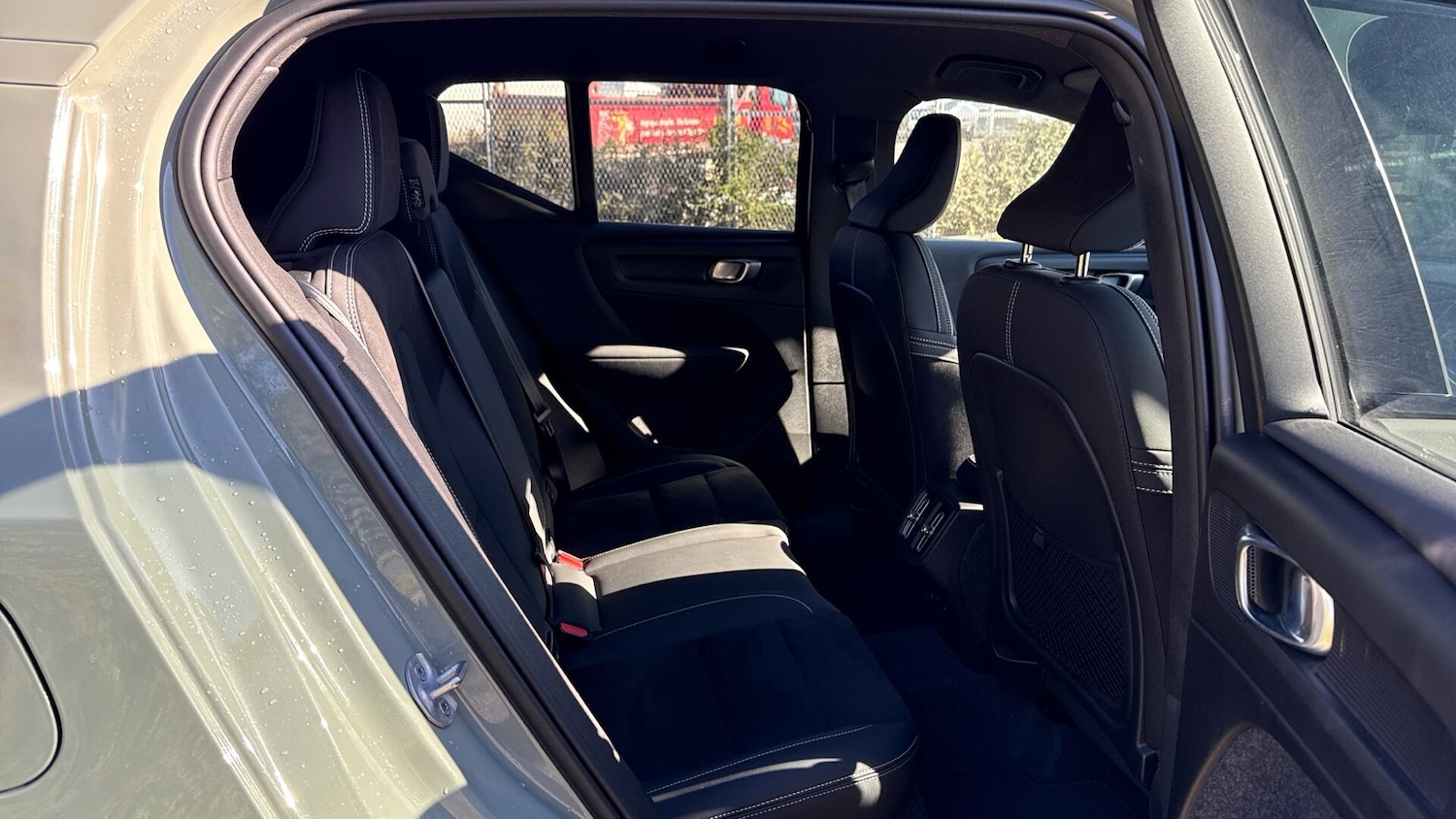 Used Volvo XC40 2023 for sale - 76094666: Photo 6