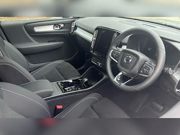 Used Volvo XC40 2026 for sale - 79116593: Photo