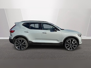 Used Volvo XC40 2026 for sale - 78998910: Photo