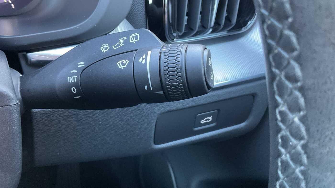 Used Volvo XC60 2022 for sale - 77029386: Photo 25