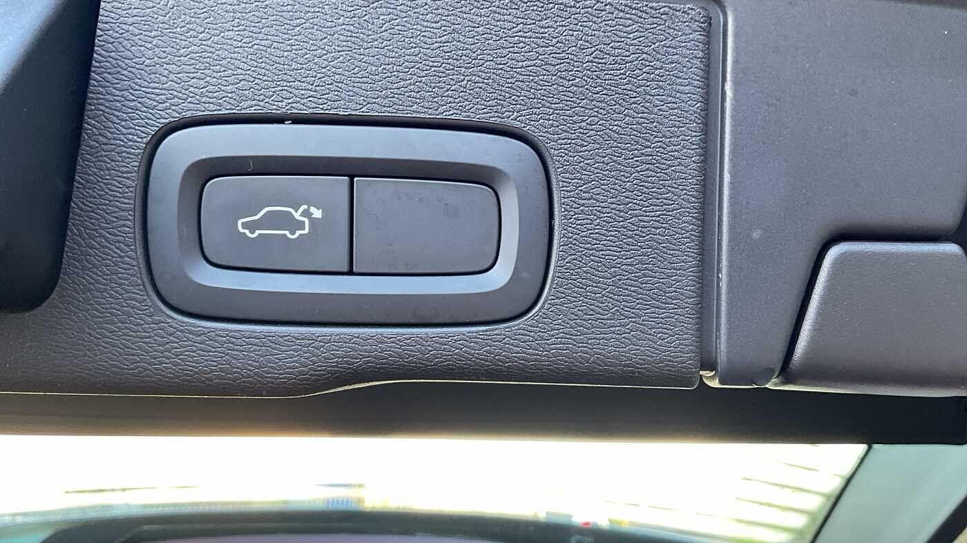 Used Volvo XC60 2022 for sale - 77029386: Photo 37