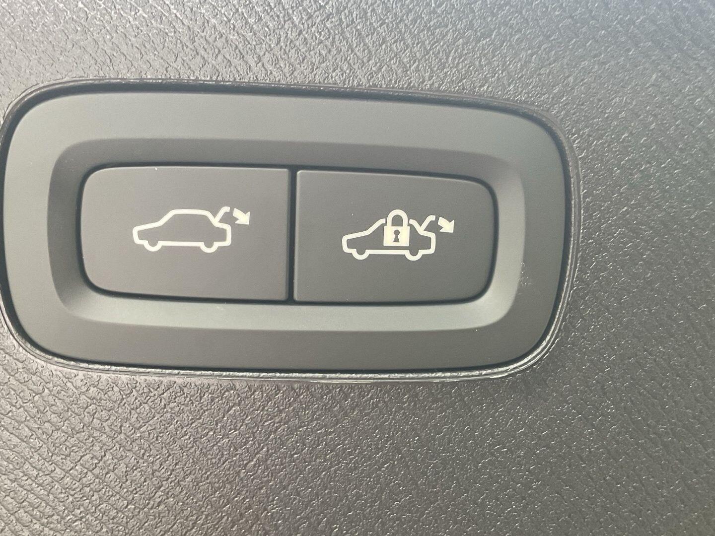 Used Volvo XC90 2025 for sale - 76753248: Photo 16