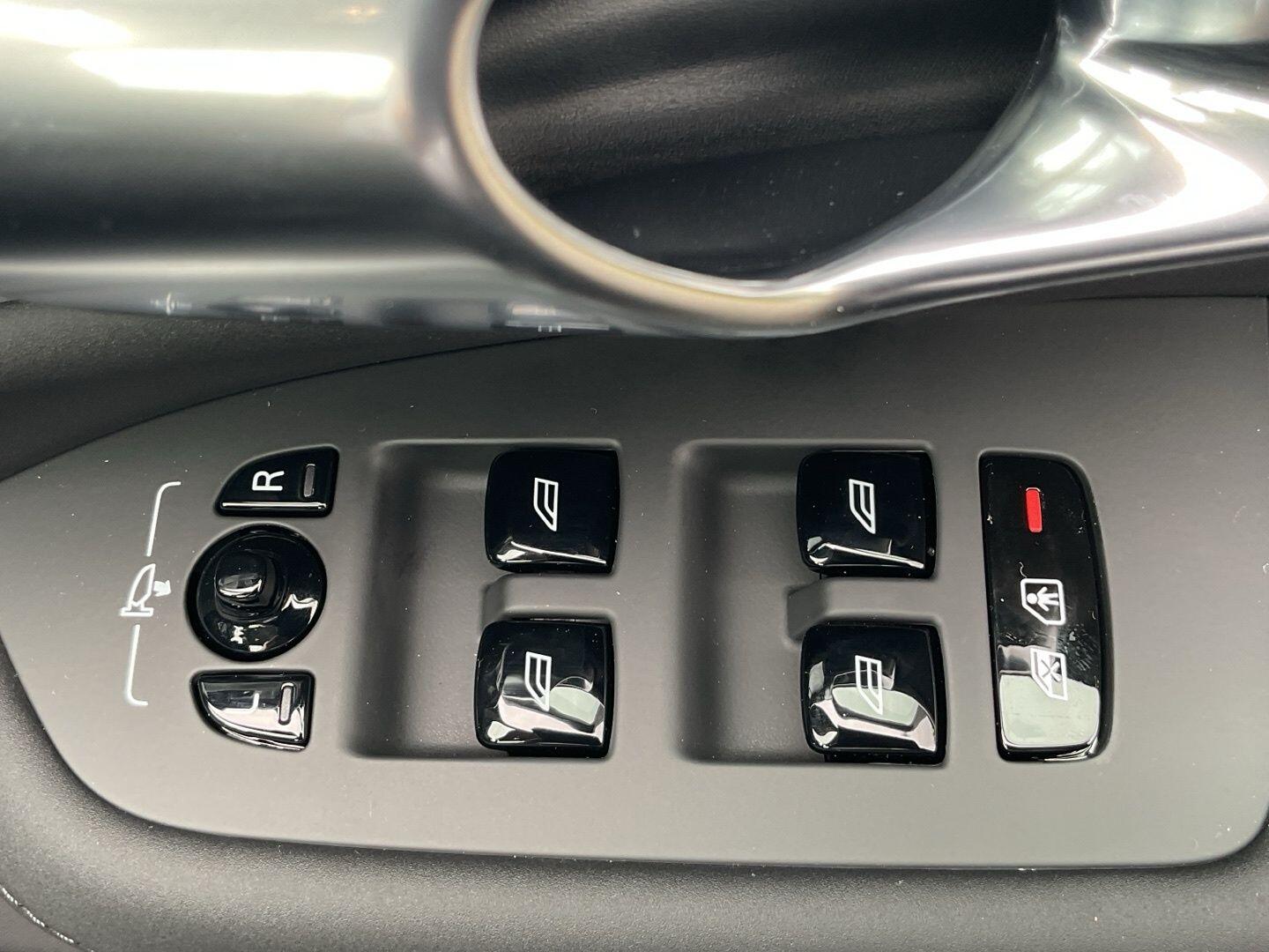 Used Volvo XC90 2025 for sale - 76753248: Photo 48