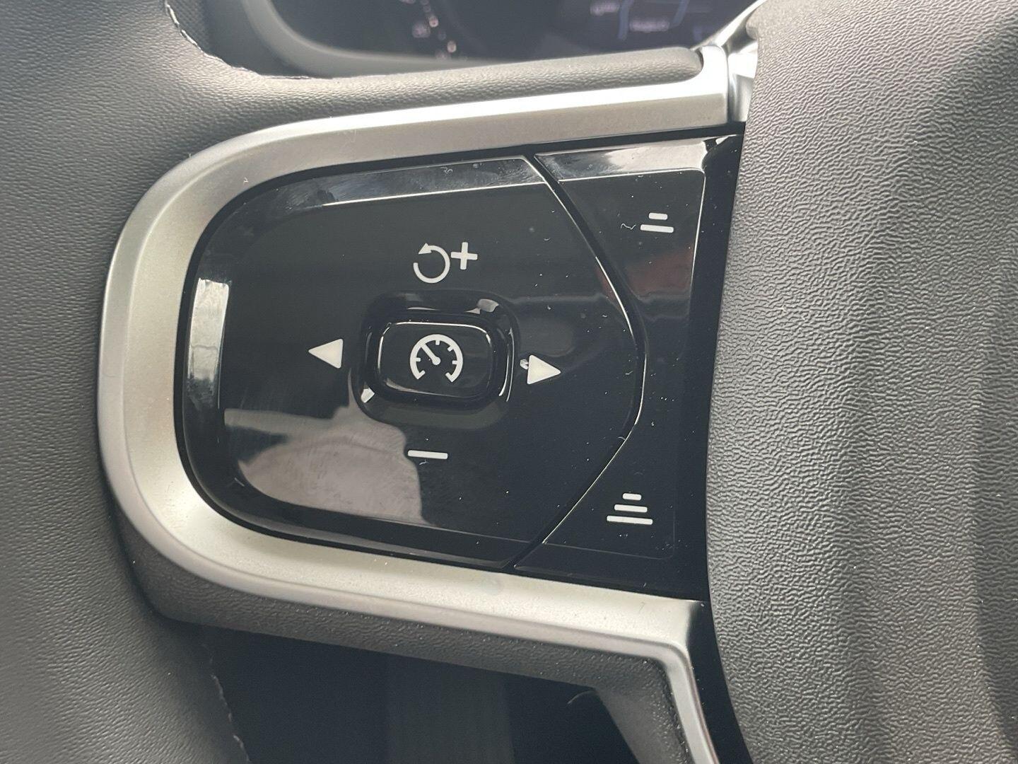 Used Volvo XC90 2025 for sale - 76753248: Photo 9