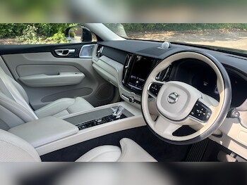Used Volvo XC60 2023 for sale - 79188126: Photo