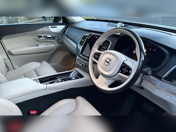 Used Volvo XC90 2022 for sale - 76999005: Photo