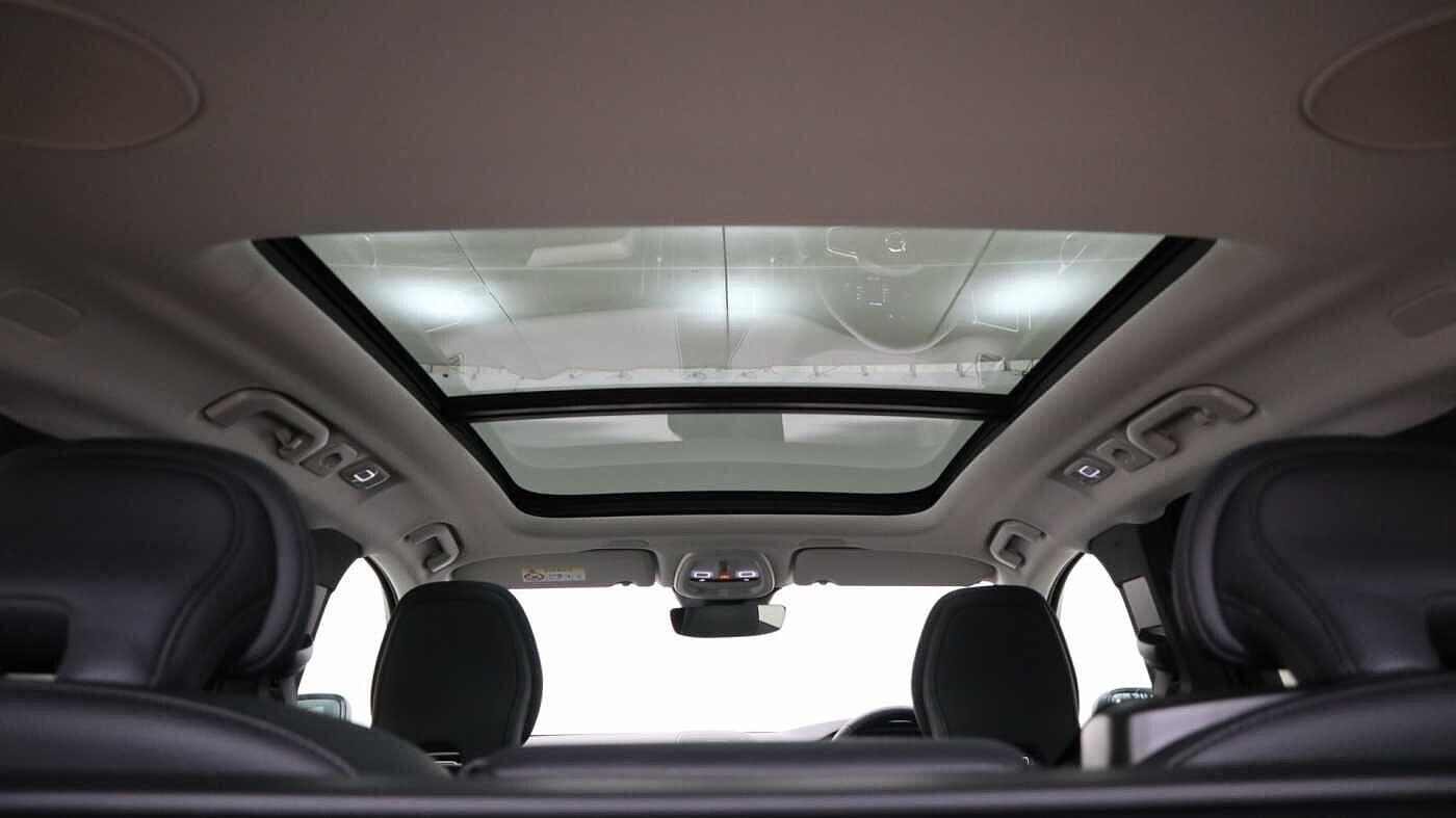 Used Volvo XC60 2024 for sale - 76607042: Photo 42