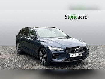 (75) - Ultra, T8 AWD Plug-in hybrid, Electric/Petrol, Dark 5-Door