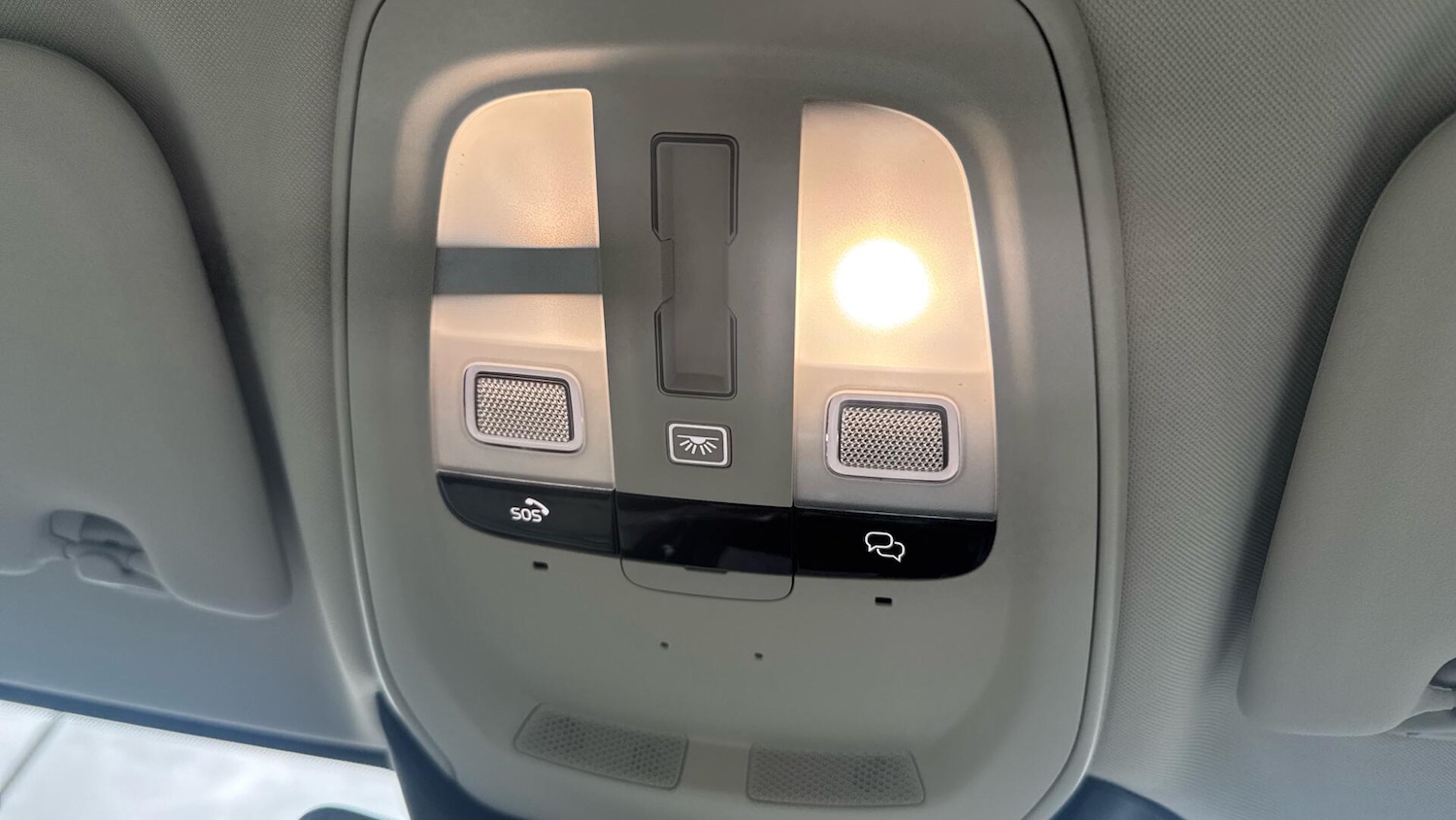 Used Volvo V60 2025 for sale - 76714829: Photo 27