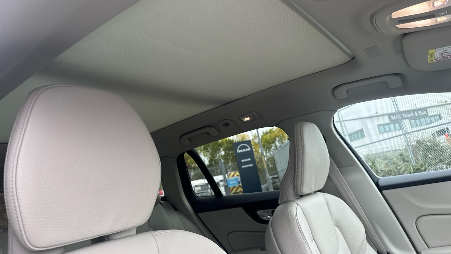 Used Volvo V60 2025 for sale - 76714829: Photo 30