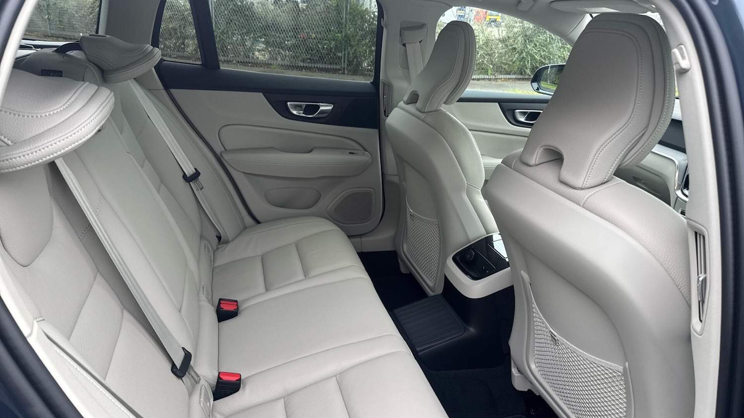 Used Volvo V60 2025 for sale - 76714829: Photo 6