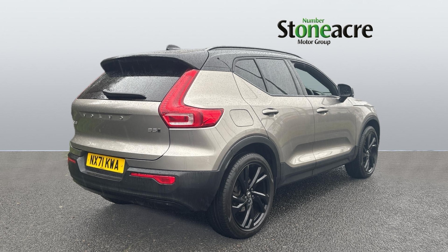 Used Volvo XC40 2021 for sale - 76095181: Photo 2