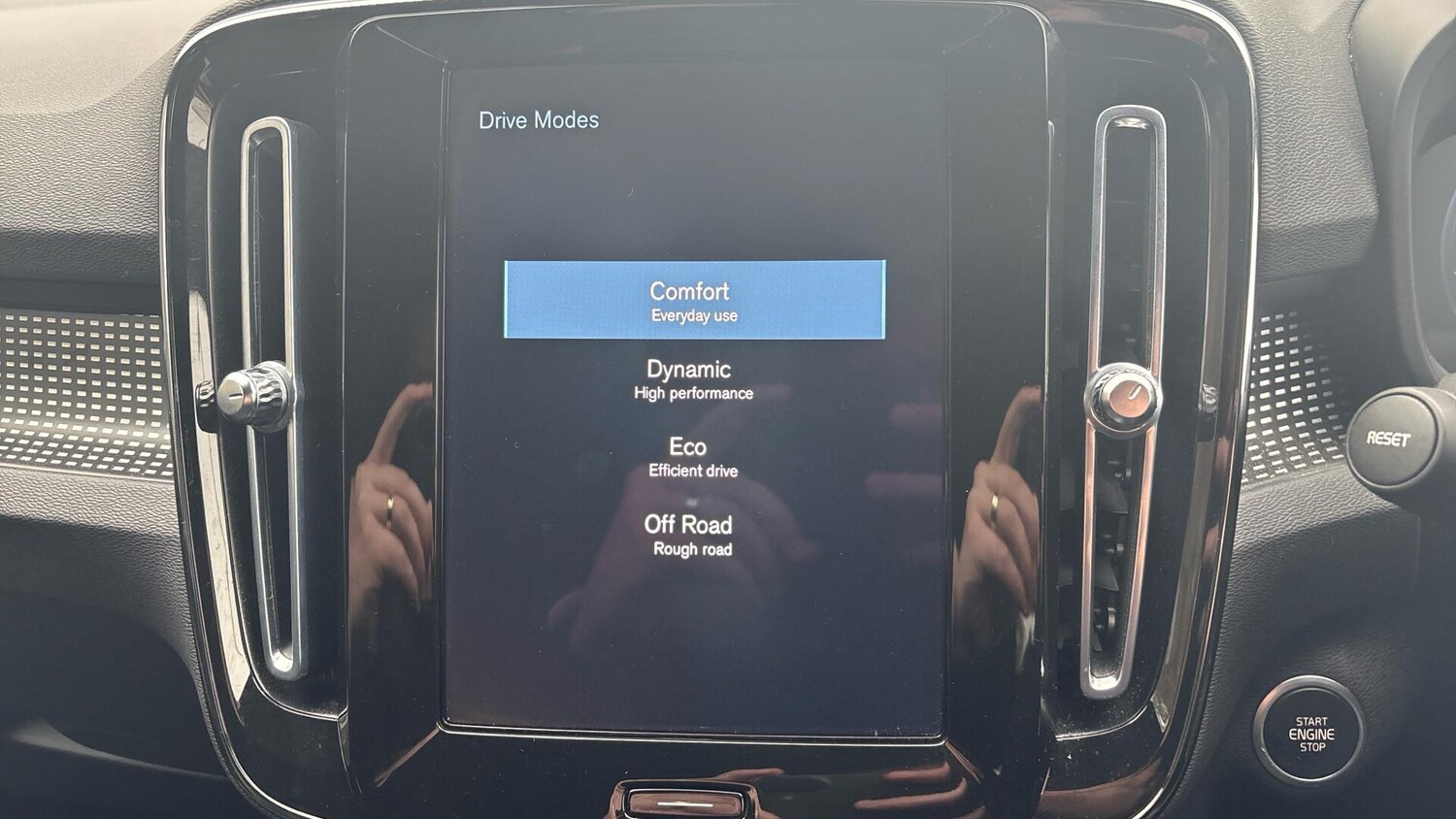 Used Volvo XC40 2021 for sale - 76095181: Photo 34