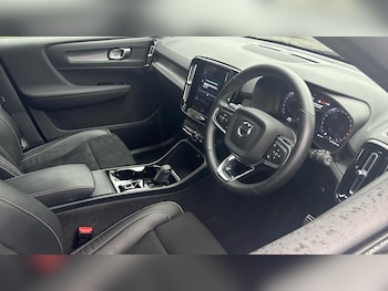 Used Volvo XC40 2021 for sale - 76095181: Photo