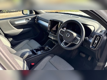 Used Volvo XC40 2022 for sale - 75927326: Photo