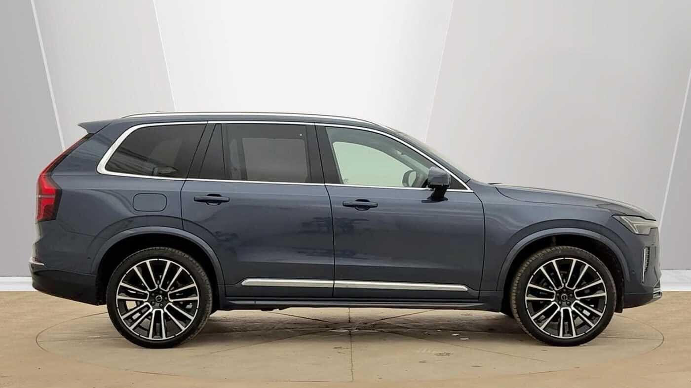 Used Volvo XC90 2025 for sale - 78171493: Photo 2