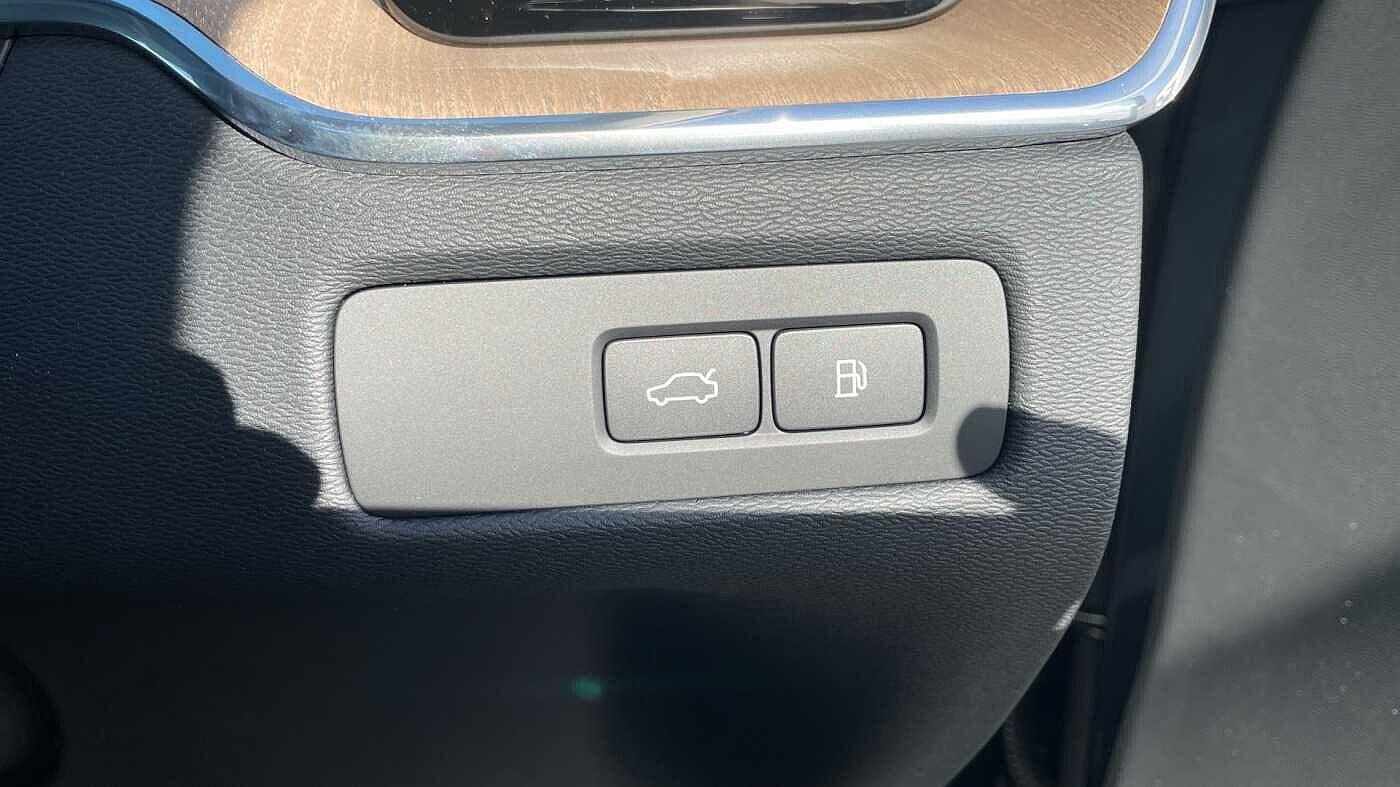 Used Volvo XC60 2026 for sale - 77892428: Photo 38