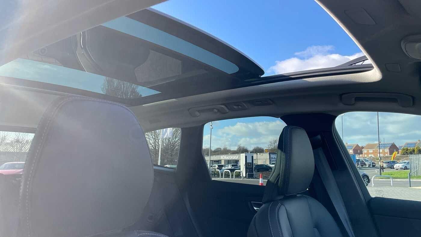 Used Volvo XC60 2026 for sale - 77892428: Photo 41