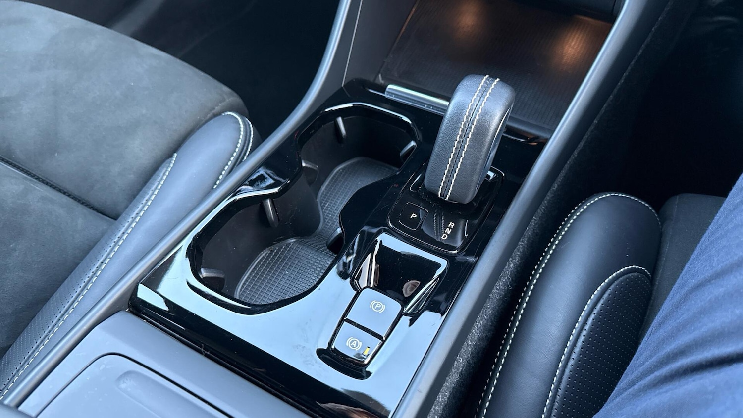 Used Volvo XC40 2020 for sale - 77203155: Photo 24