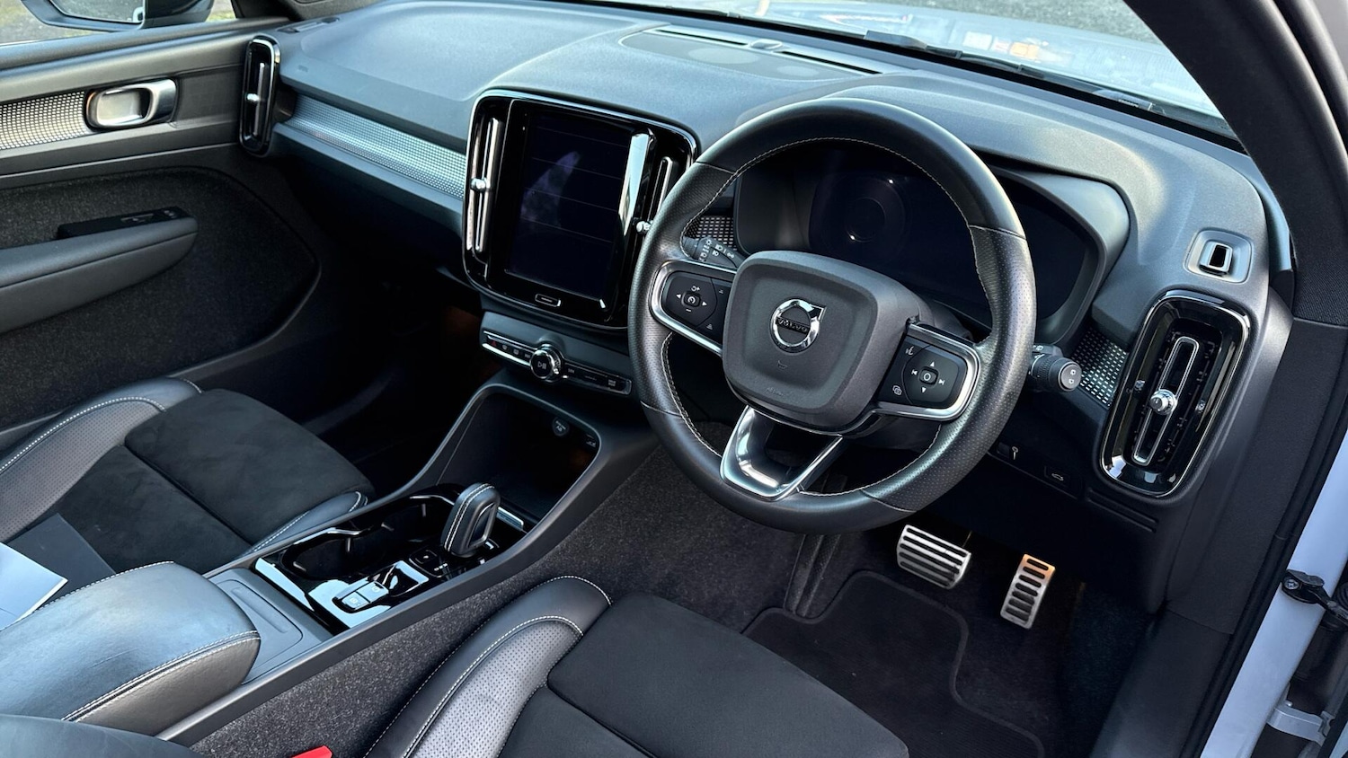 Used Volvo XC40 2020 for sale - 77203155: Photo 4