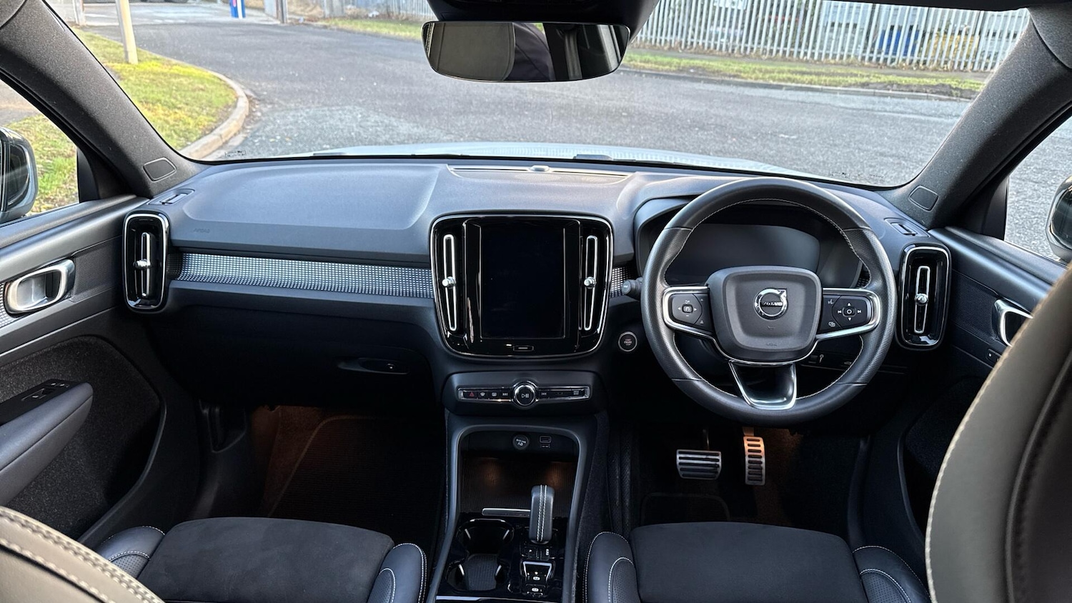 Used Volvo XC40 2020 for sale - 77203155: Photo 5