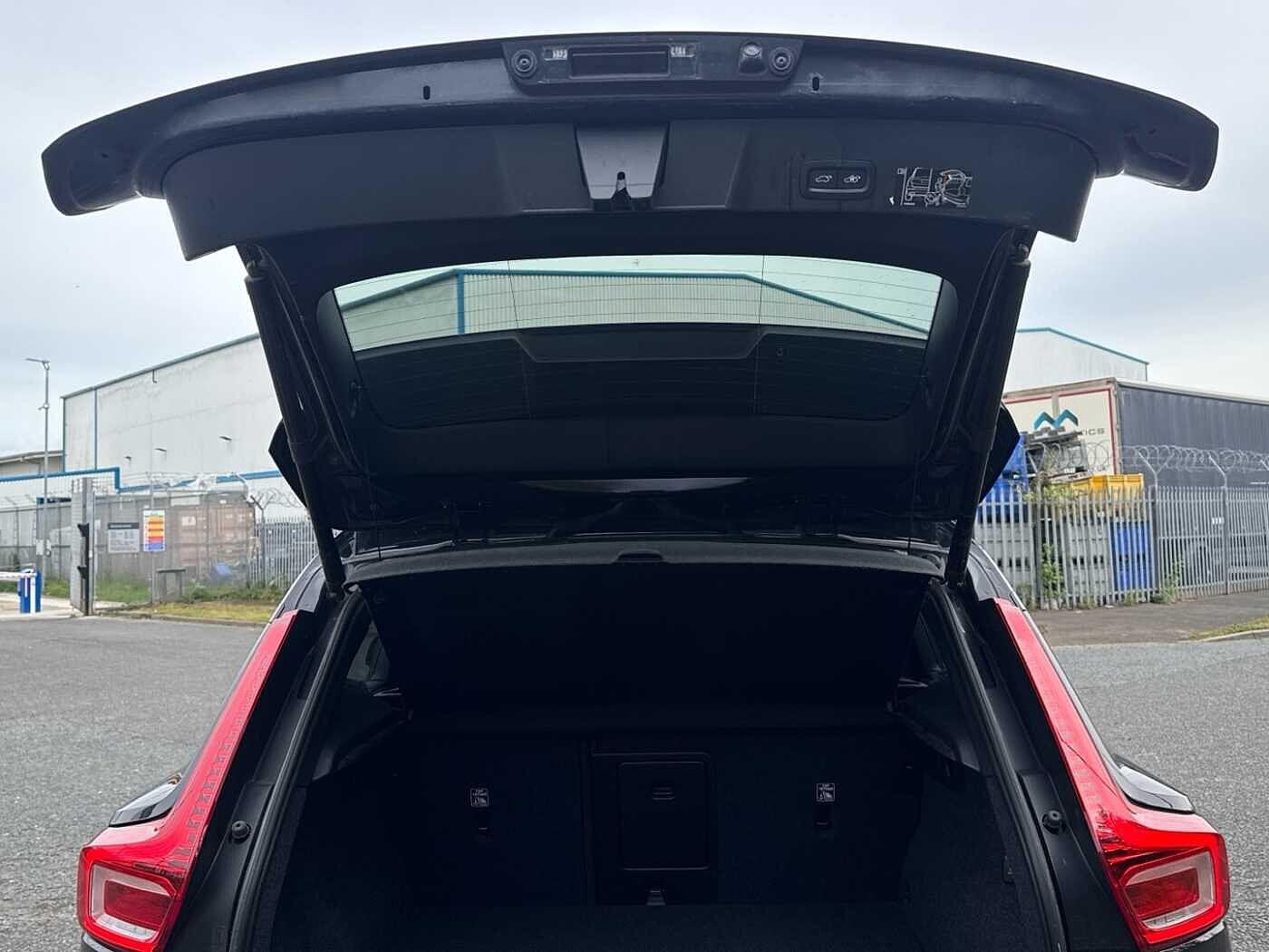 Used Volvo XC40 2025 for sale - 76094907: Photo 13