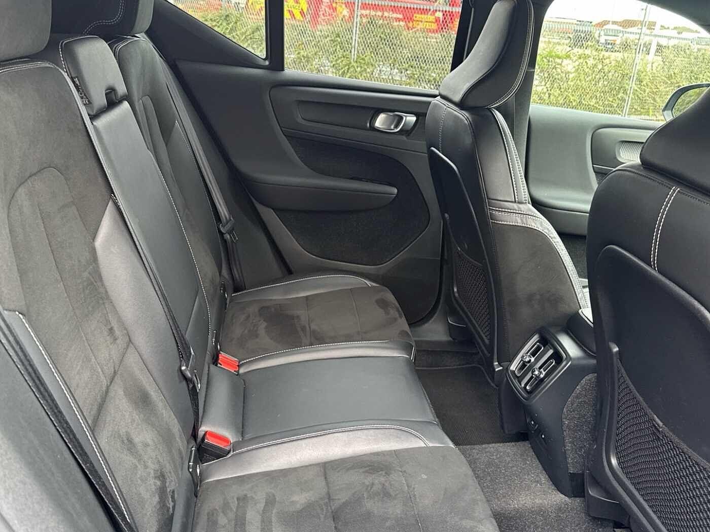 Used Volvo XC40 2025 for sale - 76094907: Photo 30