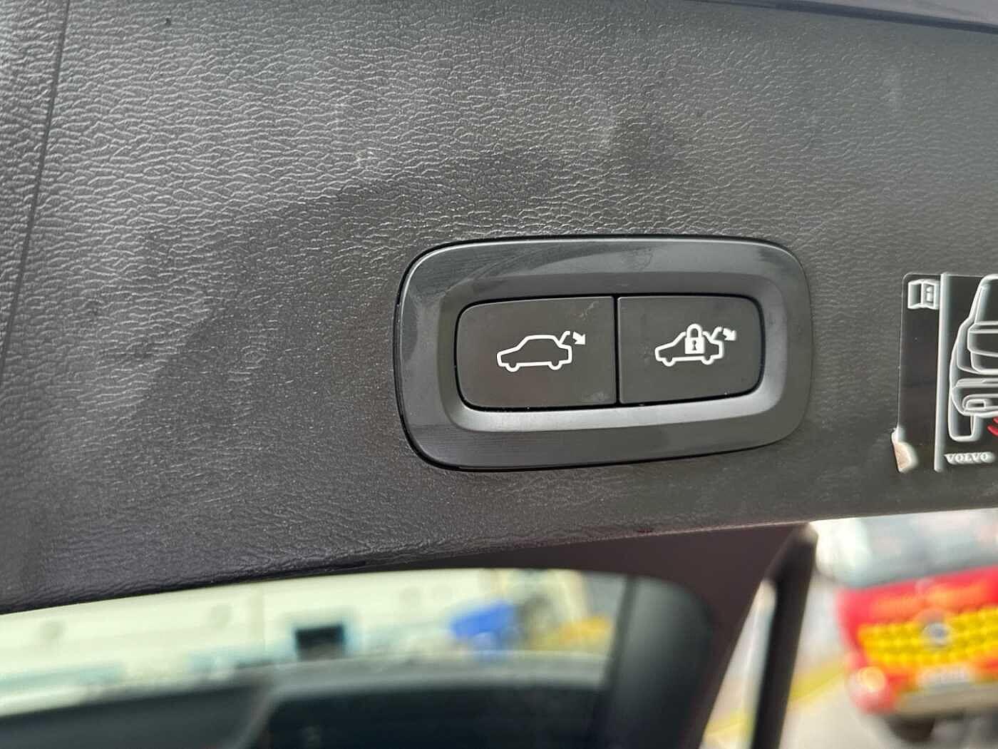 Used Volvo XC40 2025 for sale - 76094907: Photo 32