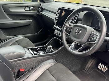 Used Volvo XC40 2025 for sale - 76094907: Photo