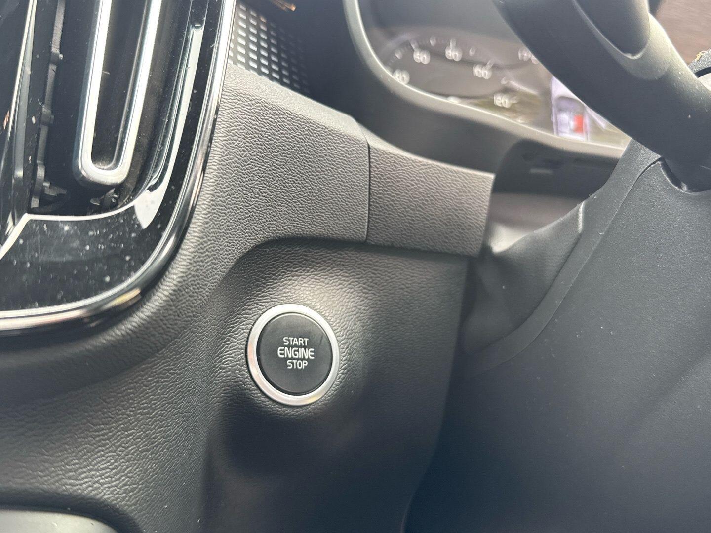 Used Volvo XC40 2025 for sale - 76094907: Photo 58