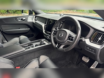 Used Volvo XC60 2021 for sale - 79062638: Photo