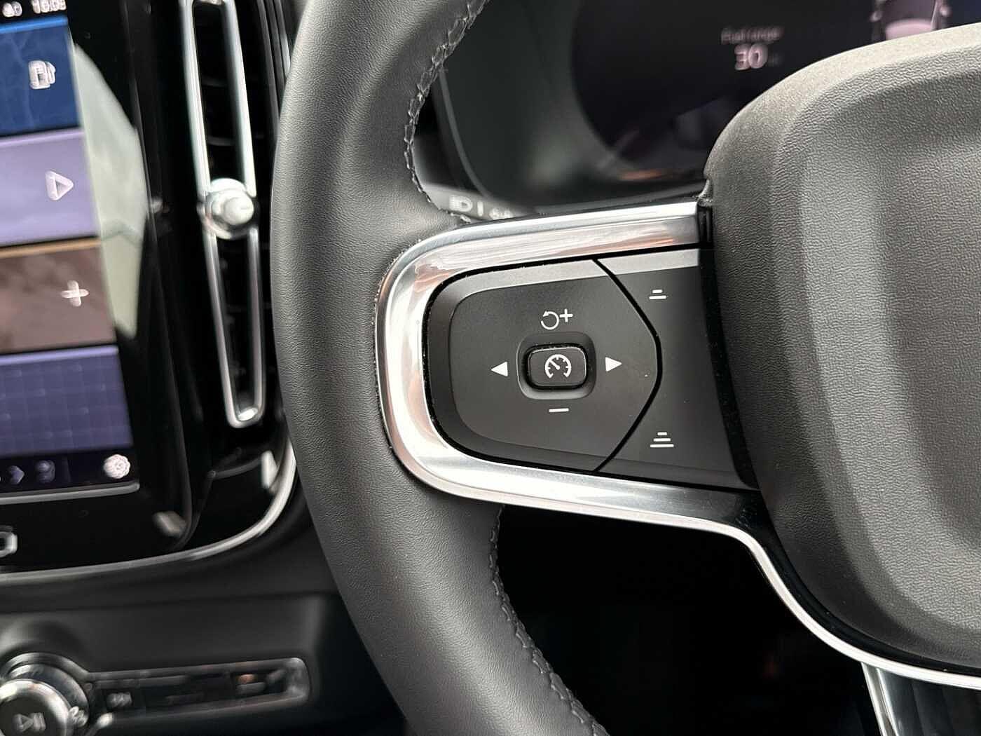 Used Volvo XC40 2023 for sale - 76024352: Photo 18