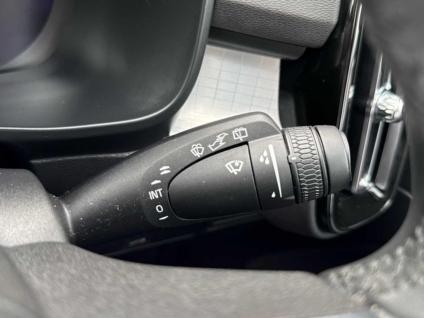 Used Volvo XC40 2023 for sale - 76024352: Photo 20