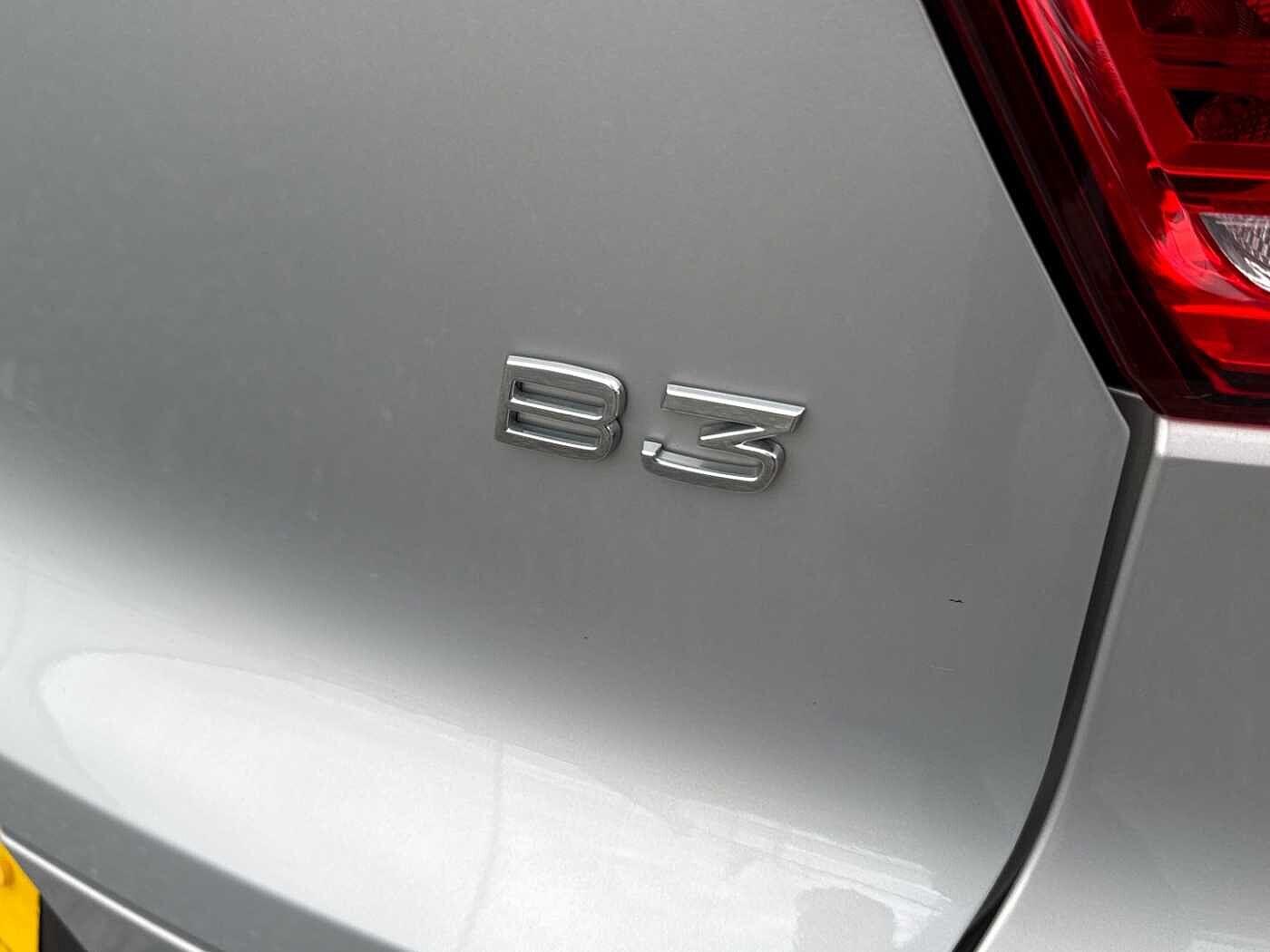 Used Volvo XC40 2023 for sale - 76024352: Photo 31