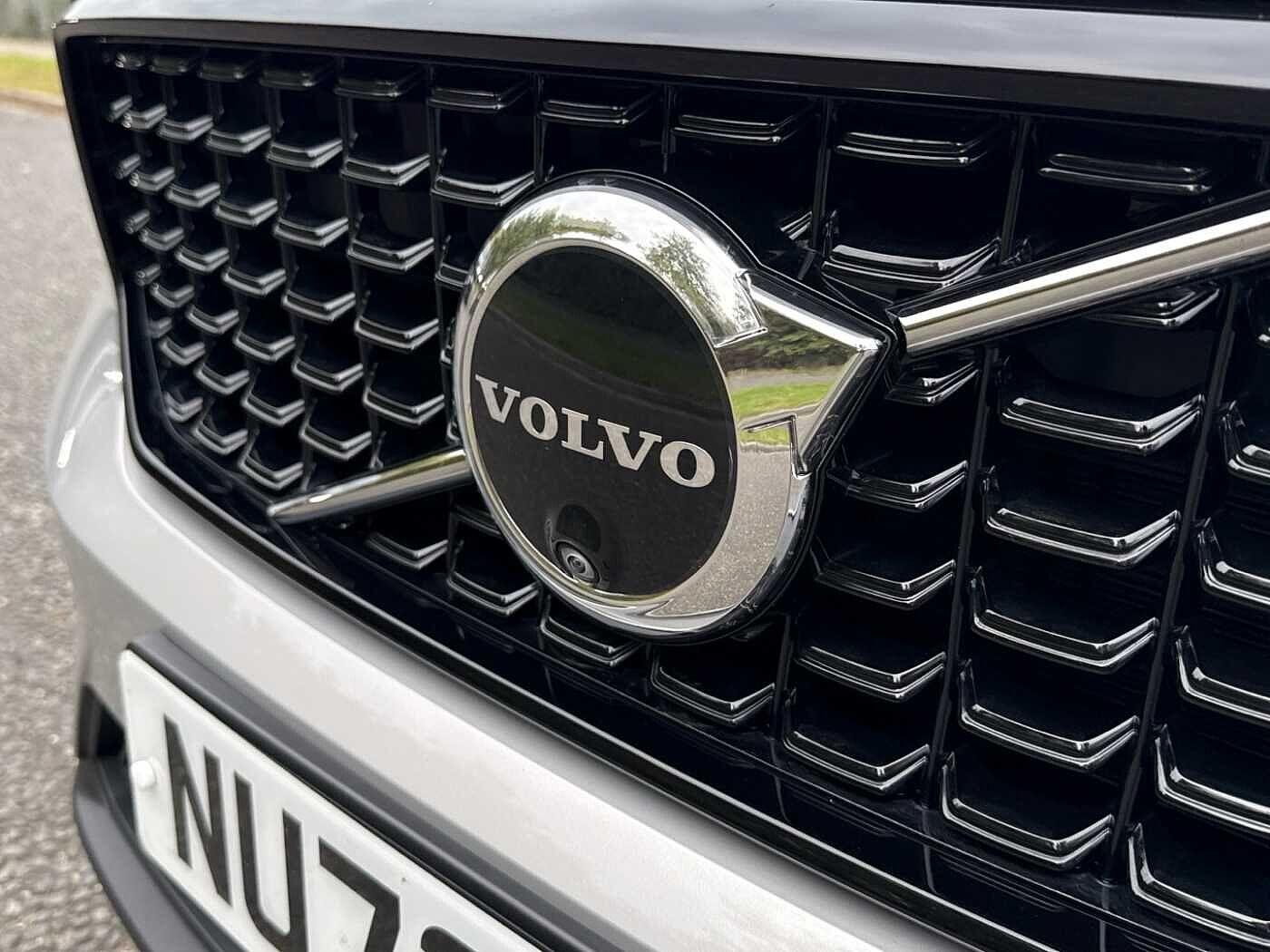 Used Volvo XC40 2023 for sale - 76024352: Photo 40