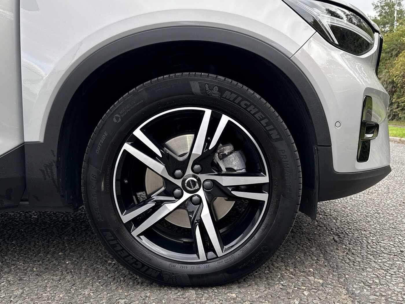 Used Volvo XC40 2023 for sale - 76024352: Photo 9