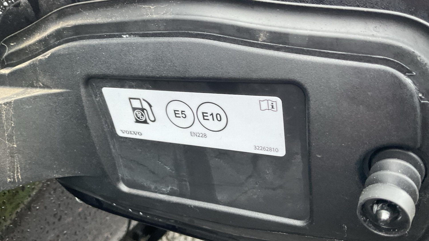 Used Volvo XC60 for sale - 76991563: Photo 16