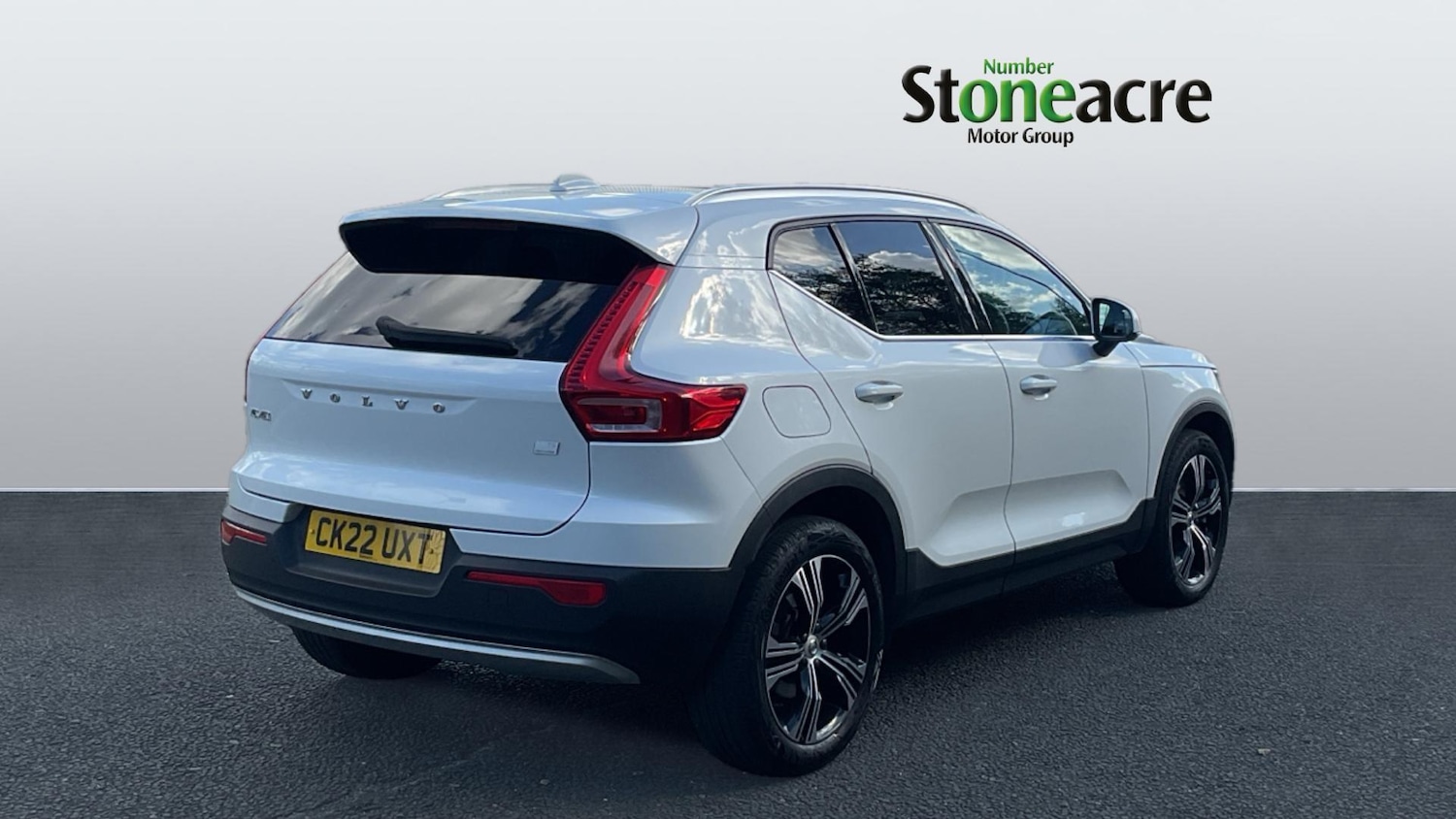 Used Volvo XC40 2022 for sale - 76121561: Photo 2