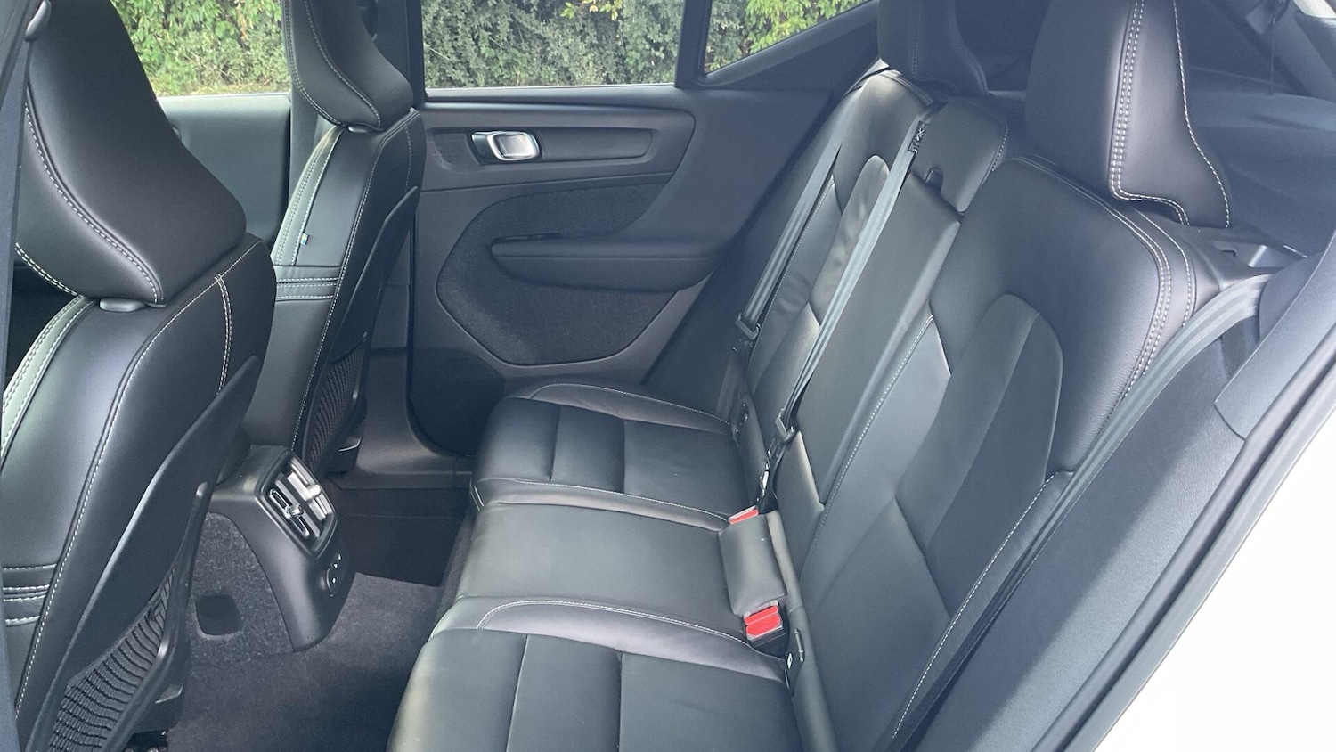 Used Volvo XC40 2022 for sale - 76121561: Photo 31