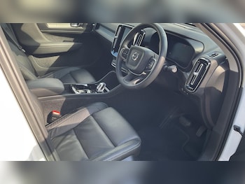 Used Volvo XC40 2022 for sale - 76121561: Photo 4