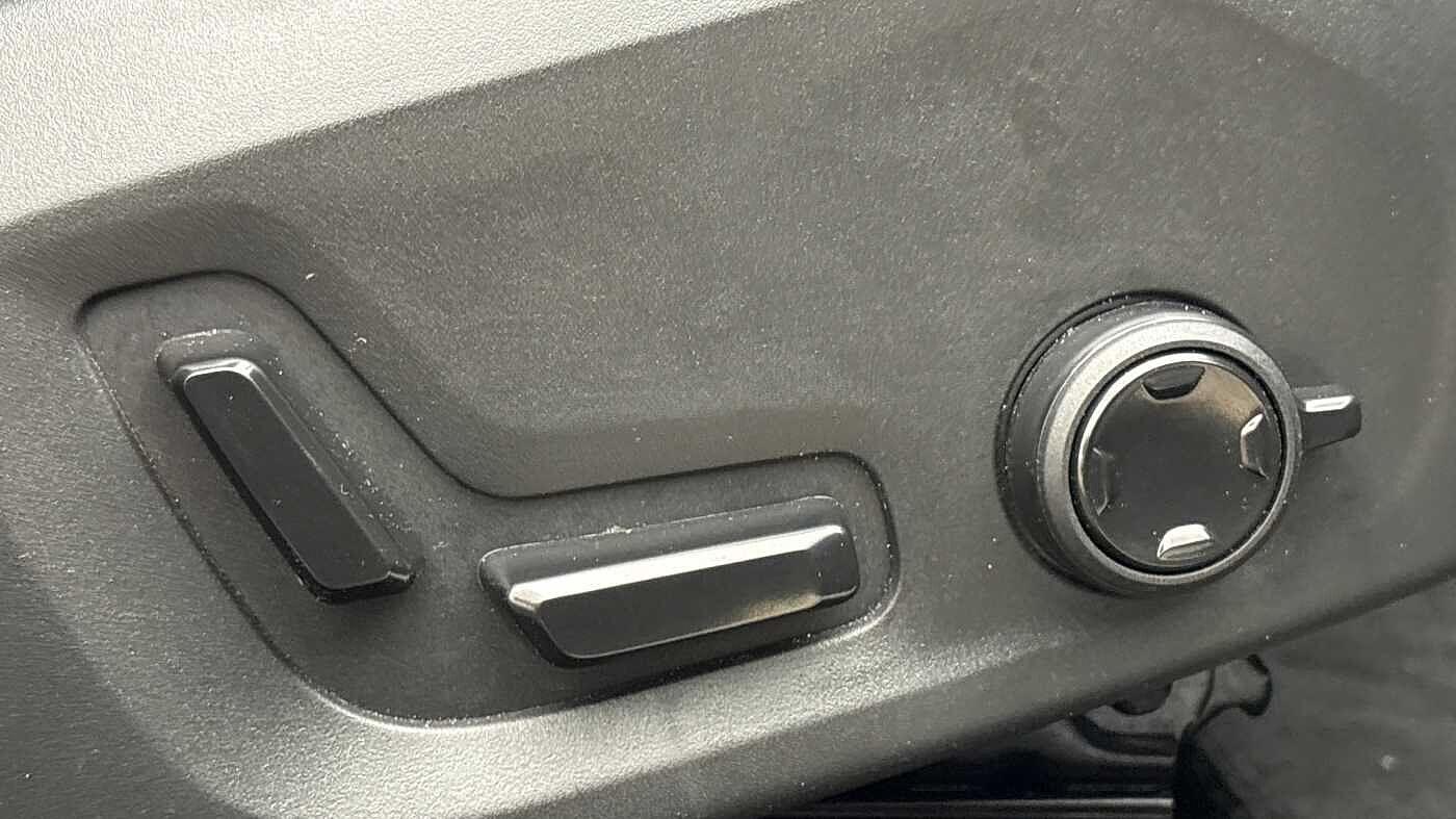 Used Volvo XC60 2025 for sale - 76714792: Photo 28