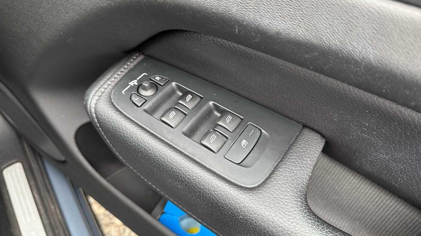 Used Volvo XC60 2019 for sale - 76094646: Photo 24