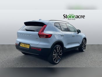 Used Volvo XC40 2026 for sale - 79831498: Photo